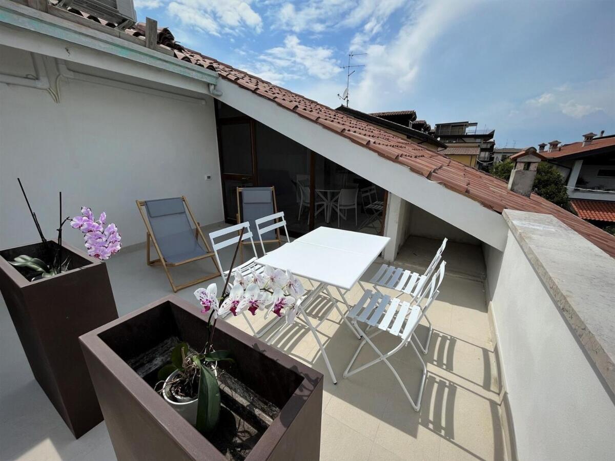 Attico Lilium Apartment Peschiera del Garda Exterior photo